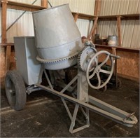 Cement Mixer w/ Stover 1 3/4 HP engine
