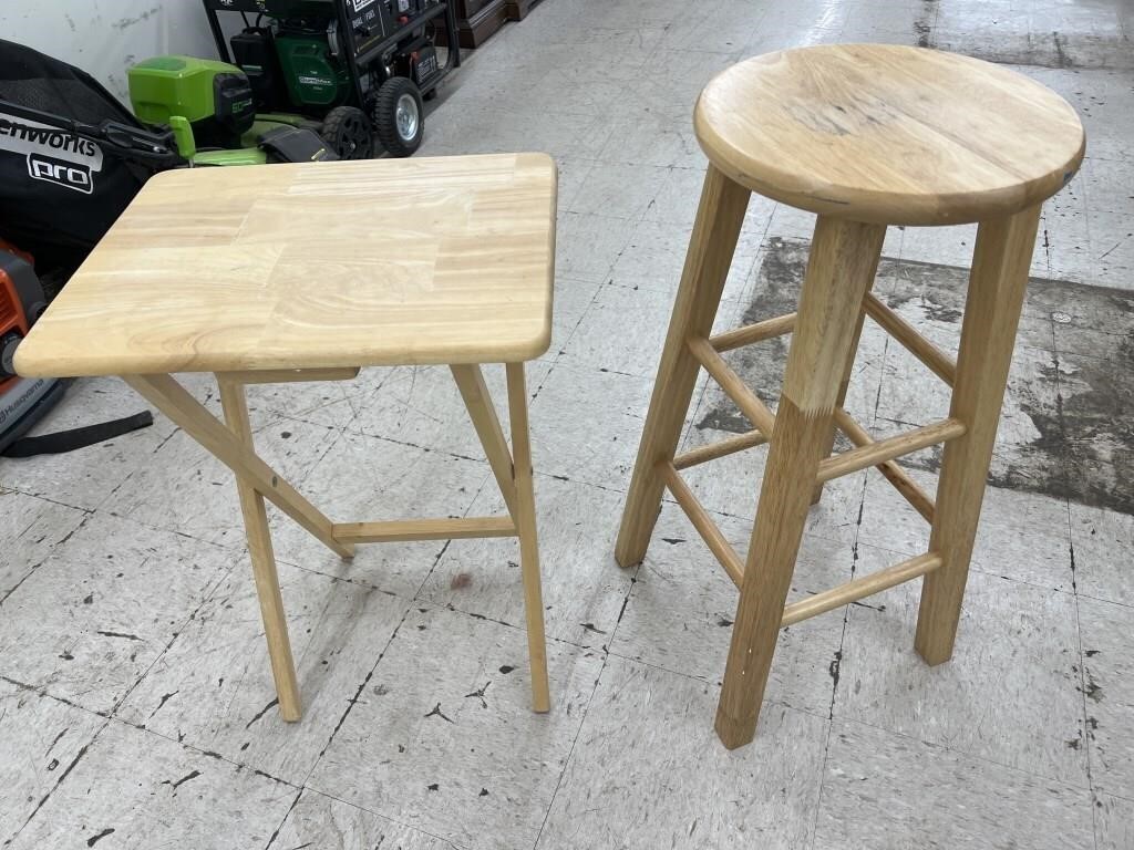 Stool / TV Tray