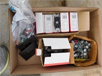 Box of electric plugs & clamps