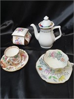 Bone China tea and saucer set.
Includes Royal