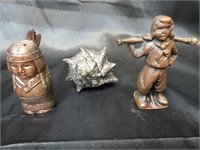 Bronze miniatures set of 3
Native America Squaw