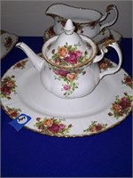 OLD COUNTRY ROSES BY ROYAL ALBERT TEA ETC