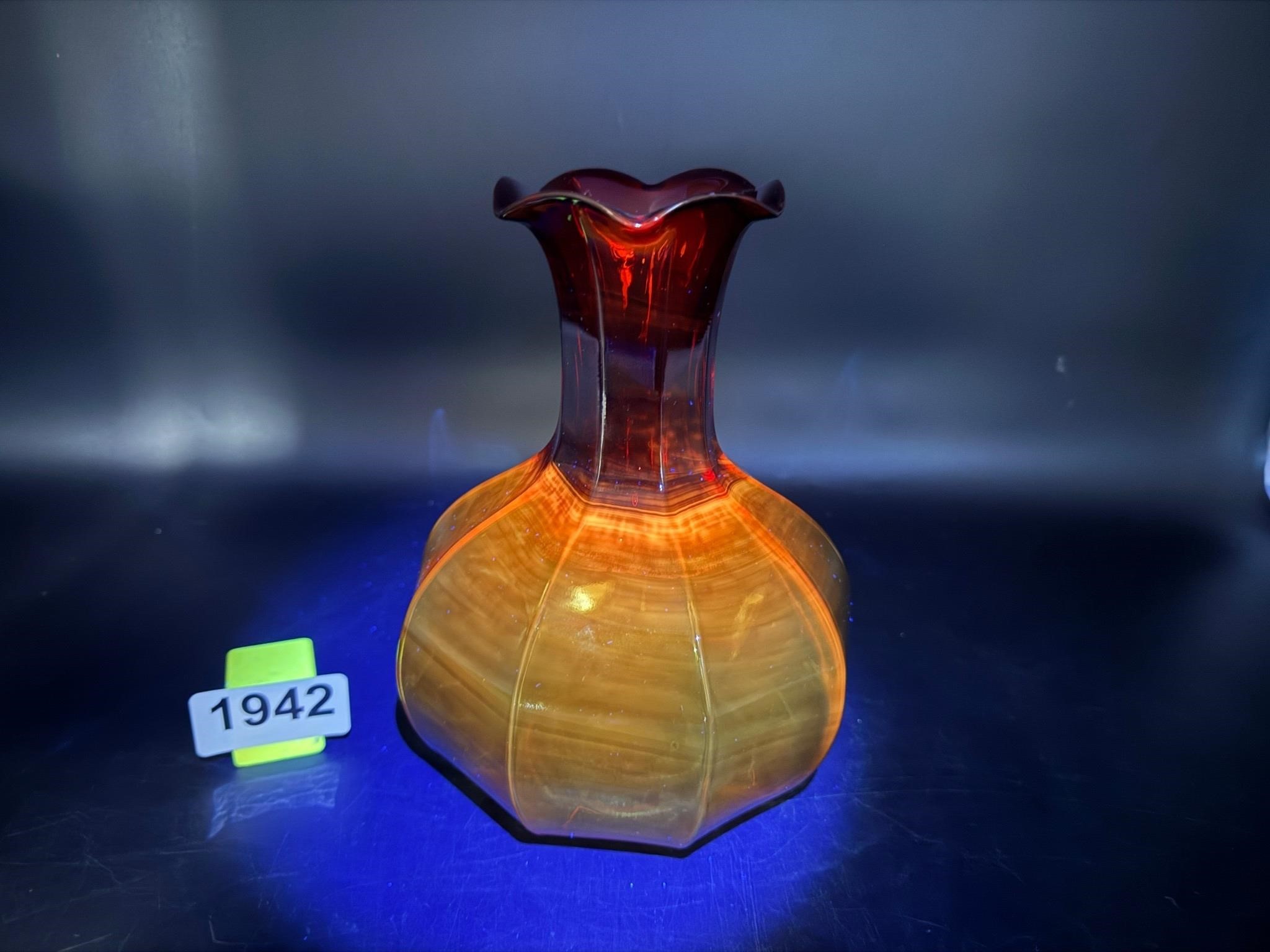 Indiana Glass Amberina Vase GLOWS