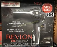 Revlon Style & Go w/Retractable Cord