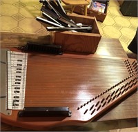 Oscar Schmidt Autoharp