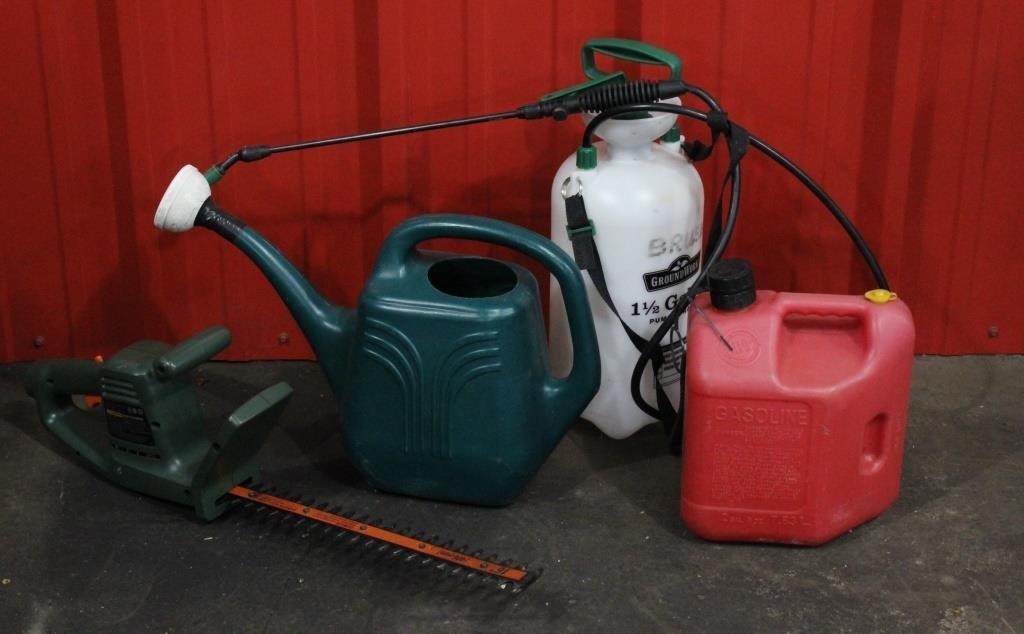Sprayer / Watering Can / Gas Can