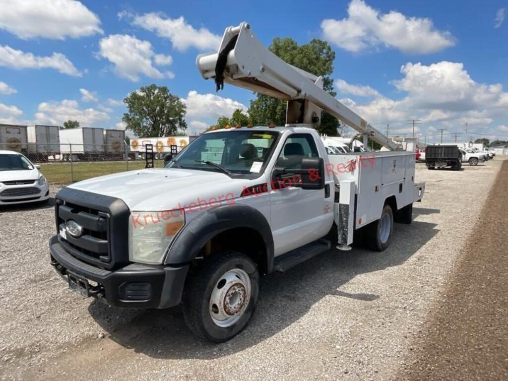 2012 Ford F550 Bucket Truck