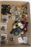 Collection of buttons & beads