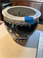 Large flowered pot