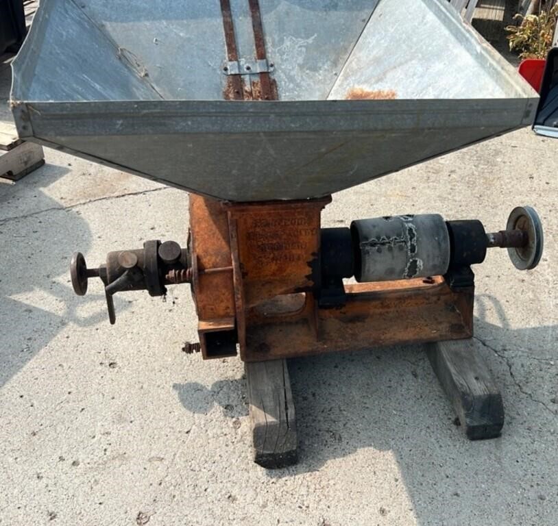 Vintage MacLeod's Feed Grinder