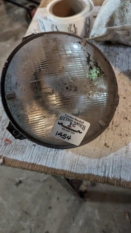 Sealed Beam Automobile headlight