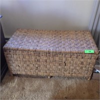 WICKER TRUNK  29 x 14 x 13