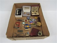 Pocket Knives, Buttons, Collectibles