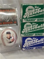 Cal Ripken Commemorative Baseball, TOPPS baseball