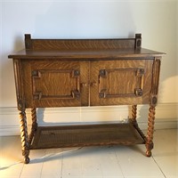 OAK SIDEBOARD