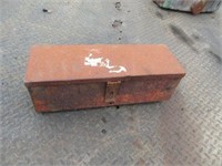 *ELLSWORTH* Farmall M  Tool Box