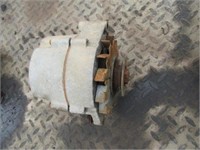 *ELLSWORTH* Farmall M  Alternator