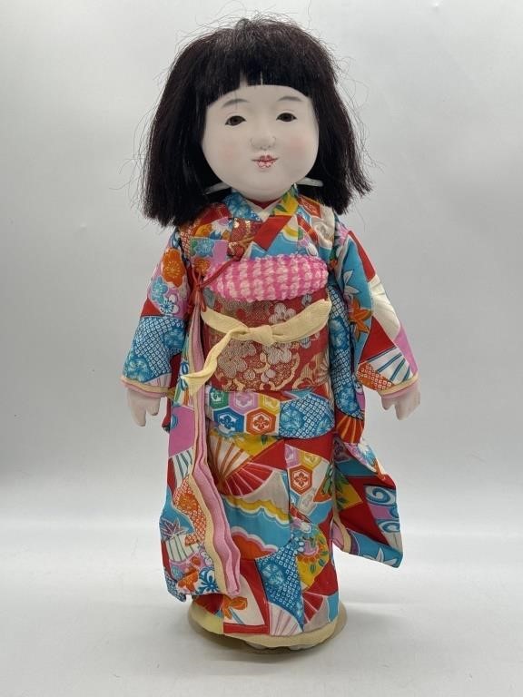 Vintage Japanese Doll in Beautiful Kimono
