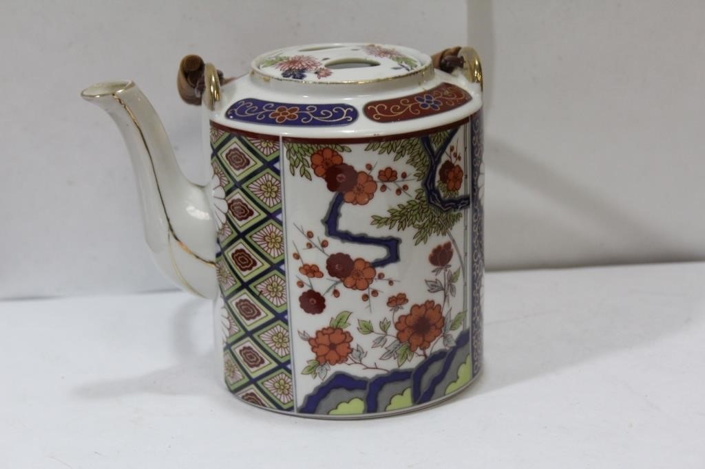 A Vintage Japanese Teapot