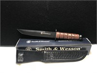 Smith&Wesson Combat Stacked Leather Handle