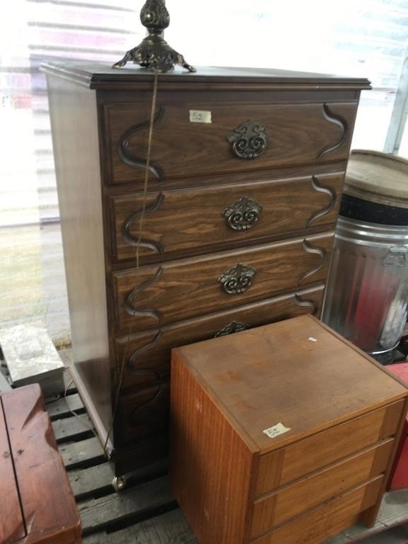 Lot with a tall boy dresser on wheels, vintage sty