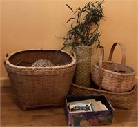 Handmade & Vintage Baskets, Postcards & Pictures