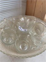 VINTAGE LARGE PUNCH BOWL AND CUPS SET WITH 25 GL