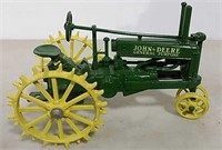 John Deere general purpose toy tractor