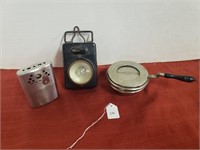 VINTAGE FLASHLIGHT & HEATER LOT