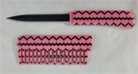 Pink heart self-defense comb with hidden knife