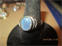 925 Silver Ring w/Blue Stone-5.0 g