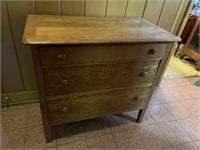 Vintage oak chest of drawers 36”x19”x33”