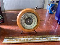 selsie barometer