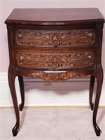 SIDE TABLE ORNATE FRONT