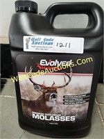 Premium Feed Grade 
Deer Molasses 
I gallon