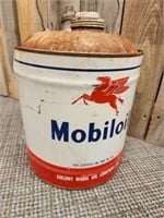 Vintage Mobiloil oil can