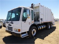 2005 Freightliner Condor T/A Garbage Truck