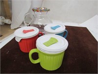 3) Corning Ware 20 oz Micro Cups with Lids