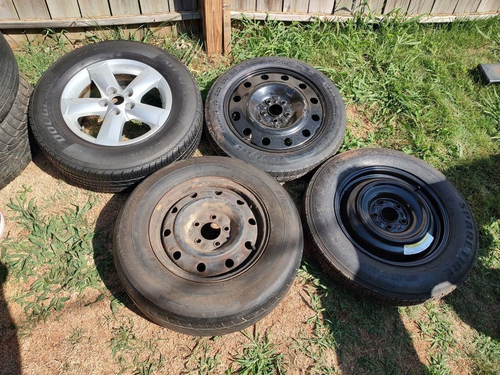 4 Tires with Rims