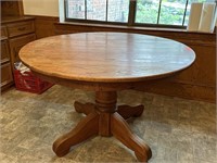 LARGE ROUND WOOD DINING KITCHEN TABLE