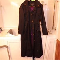 LONDON FOG WOMENS COAT- SIZE 8