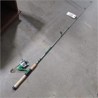 SHAKESPEARE SPINCAST ROD & REEL * AS IS*