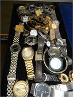 LARGE LOT VINTAGE LADIES AND MENS WRISTWATCHES