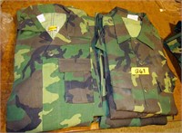 7 Camo Shirts - 4 L, 3 XL, 1 S