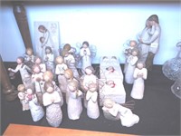 28 Willow Tree items: figurines, wall