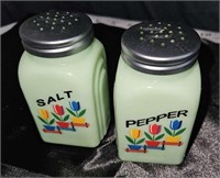 jadiete tulip salt & pepper set