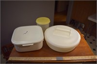 Cake Carrier, Container w/ Lid, Large Container