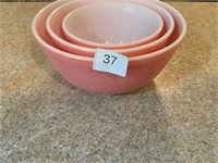 Pink Pyrex Mixing Bowls 3pc Nesting