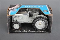 FORD 9N TRACTOR - THE TOY TRACTOR TIMES - ERTL