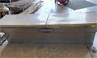 Diamond Plate Tool box with key